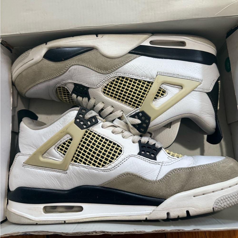 Men's White and Black Jordan Sneakers